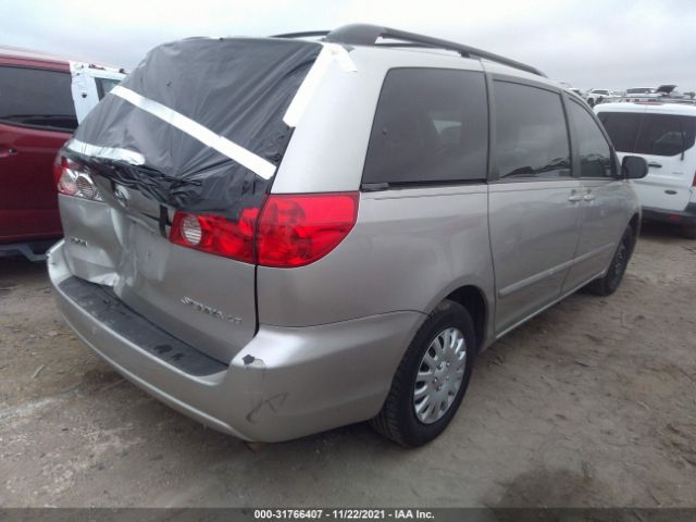 Photo 3 VIN: 5TDKK4CC2AS298890 - TOYOTA SIENNA 