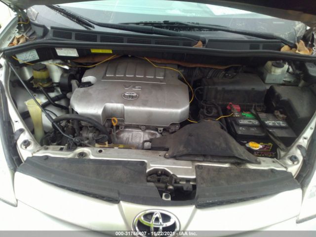 Photo 9 VIN: 5TDKK4CC2AS298890 - TOYOTA SIENNA 