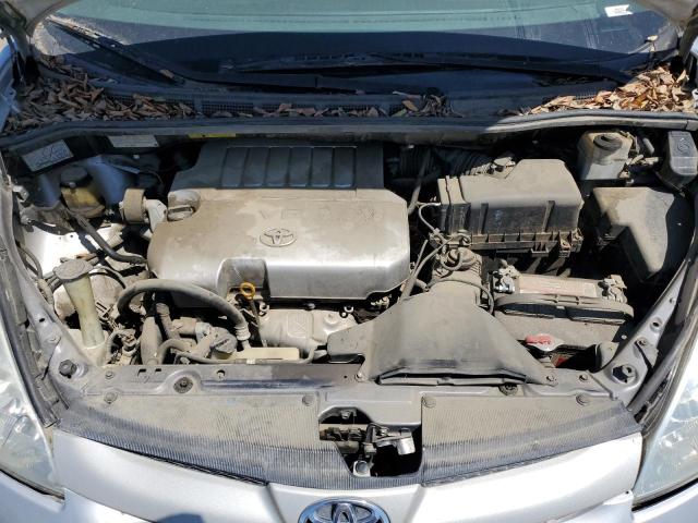 Photo 11 VIN: 5TDKK4CC2AS301495 - TOYOTA SIENNA CE 