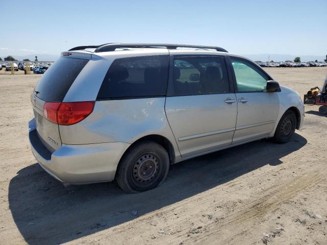 Photo 2 VIN: 5TDKK4CC2AS301495 - TOYOTA SIENNA CE 