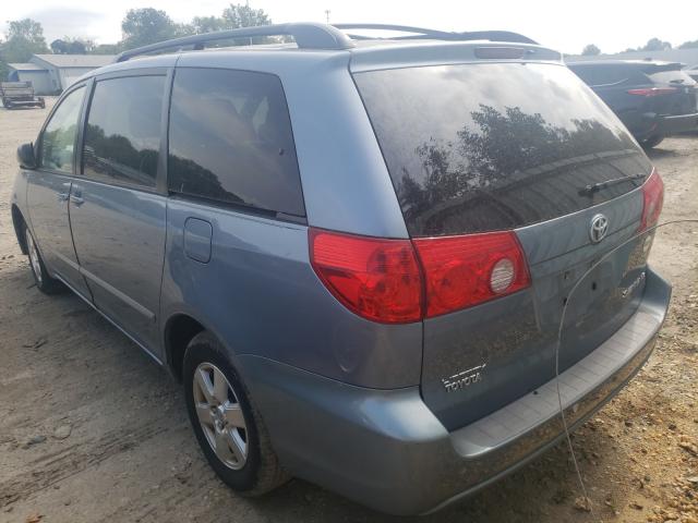 Photo 2 VIN: 5TDKK4CC2AS312559 - TOYOTA SIENNA CE 