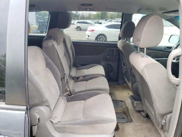 Photo 10 VIN: 5TDKK4CC2AS312626 - TOYOTA SIENNA CE 