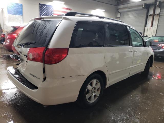 Photo 2 VIN: 5TDKK4CC2AS316322 - TOYOTA SIENNA CE 