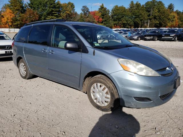 Photo 3 VIN: 5TDKK4CC2AS318250 - TOYOTA SIENNA CE 