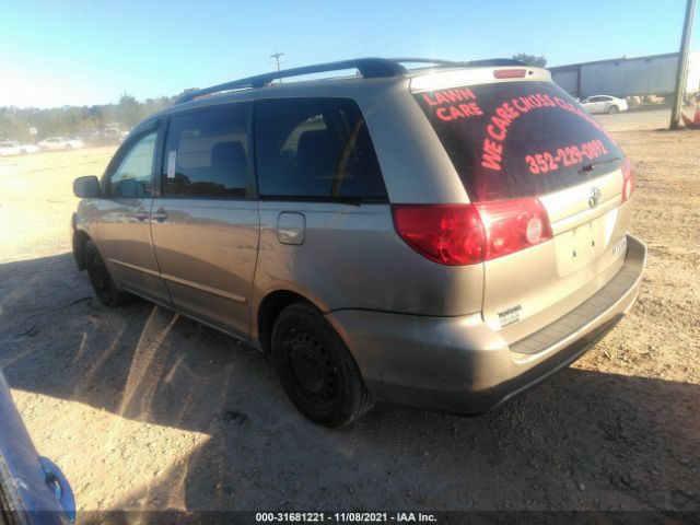 Photo 2 VIN: 5TDKK4CC2AS322928 - TOYOTA SIENNA 