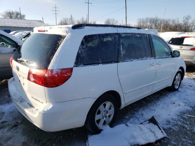 Photo 3 VIN: 5TDKK4CC2AS327904 - TOYOTA SIENNA CE 