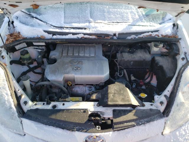 Photo 6 VIN: 5TDKK4CC2AS327904 - TOYOTA SIENNA CE 