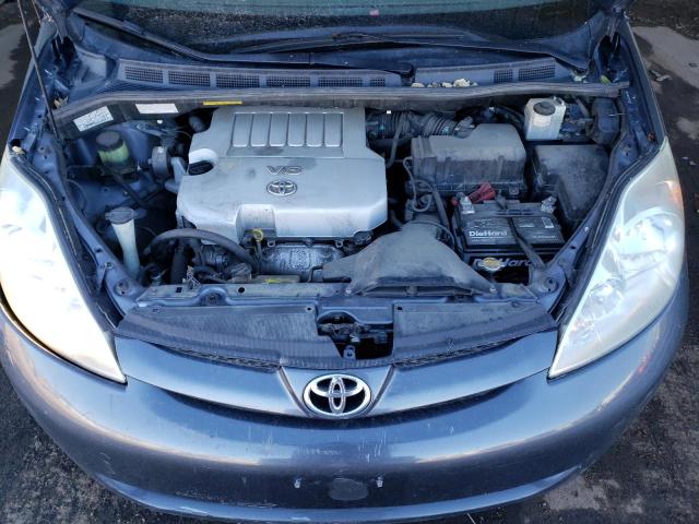 Photo 11 VIN: 5TDKK4CC2AS331581 - TOYOTA SIENNA CE 