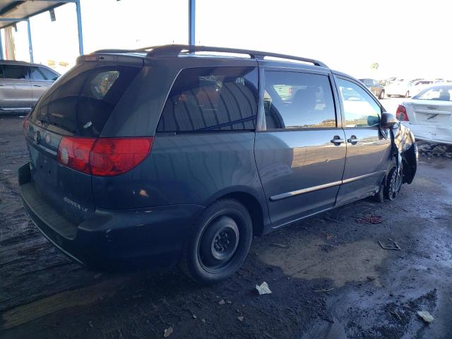 Photo 2 VIN: 5TDKK4CC2AS331581 - TOYOTA SIENNA CE 