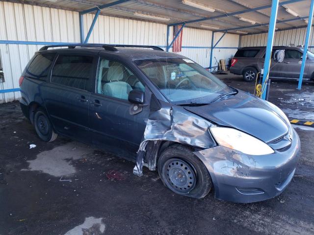 Photo 3 VIN: 5TDKK4CC2AS331581 - TOYOTA SIENNA CE 