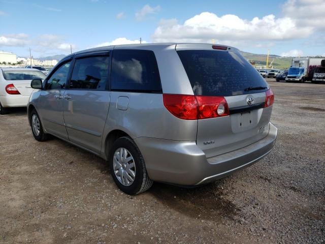 Photo 2 VIN: 5TDKK4CC2AS337638 - TOYOTA SIENNA CE 