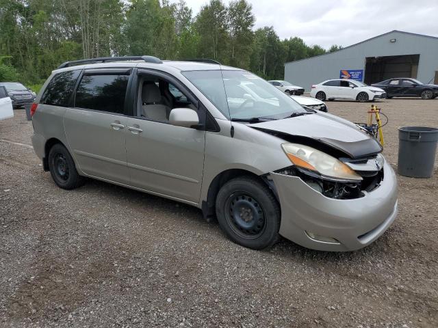 Photo 3 VIN: 5TDKK4CC3AS291186 - TOYOTA SIENNA CE 