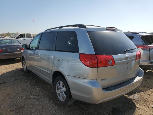 Photo 2 VIN: 5TDKK4CC3AS299157 - TOYOTA SIENNA CE 