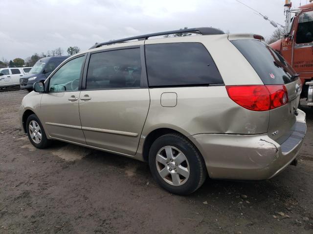 Photo 1 VIN: 5TDKK4CC3AS299868 - TOYOTA SIENNA CE 