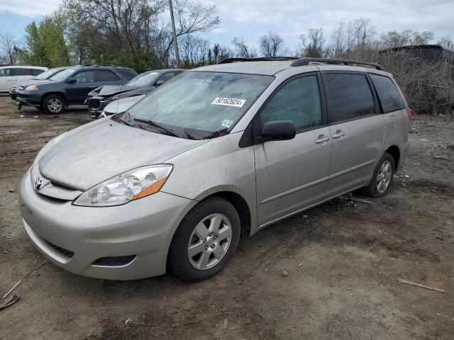 Photo 0 VIN: 5TDKK4CC3AS311579 - TOYOTA SIENNA CE 