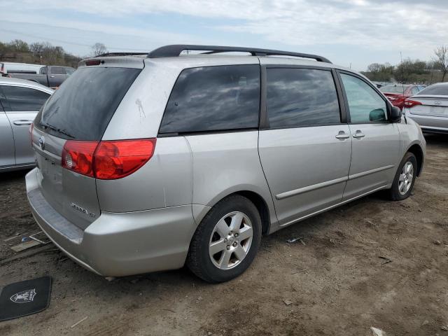 Photo 2 VIN: 5TDKK4CC3AS311579 - TOYOTA SIENNA CE 