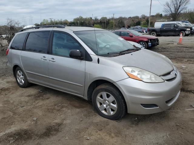 Photo 3 VIN: 5TDKK4CC3AS311579 - TOYOTA SIENNA CE 