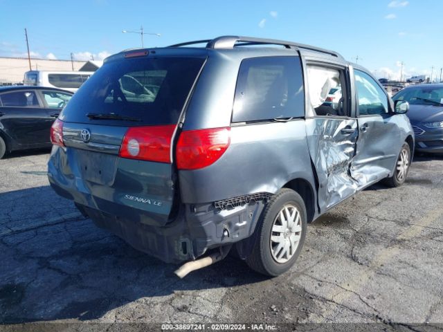 Photo 5 VIN: 5TDKK4CC3AS311646 - TOYOTA SIENNA 