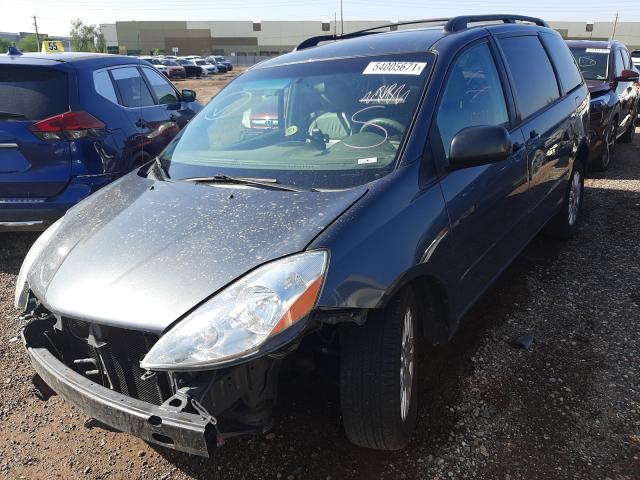 Photo 1 VIN: 5TDKK4CC3AS317463 - TOYOTA SIENNA CE 