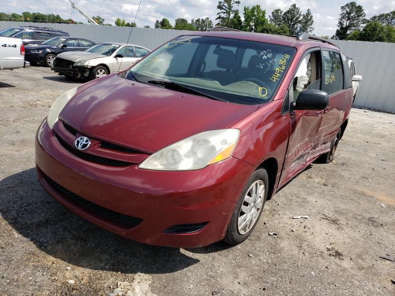 Photo 1 VIN: 5TDKK4CC3AS321495 - TOYOTA SIENNA CE 