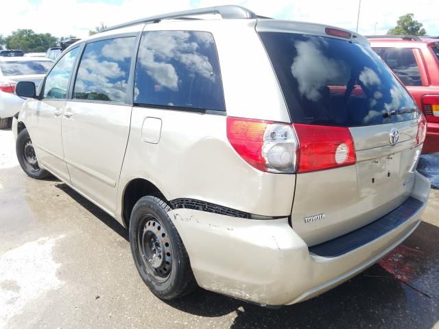 Photo 2 VIN: 5TDKK4CC3AS321559 - TOYOTA SIENNA CE 