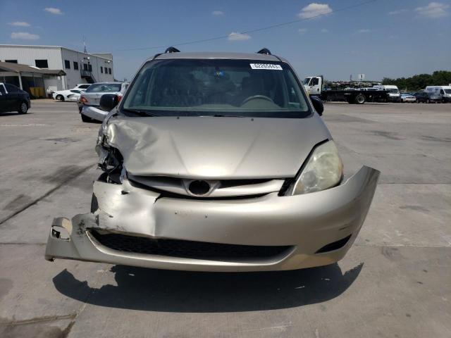 Photo 4 VIN: 5TDKK4CC3AS325837 - TOYOTA SIENNA CE 