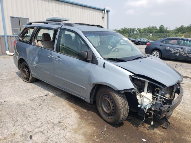 Photo 3 VIN: 5TDKK4CC3AS334974 - TOYOTA SIENNA CE 