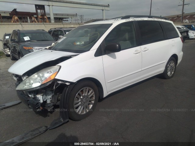 Photo 1 VIN: 5TDKK4CC3AS335641 - TOYOTA SIENNA 