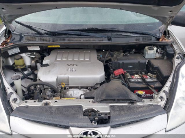 Photo 9 VIN: 5TDKK4CC3AS340614 - TOYOTA SIENNA 