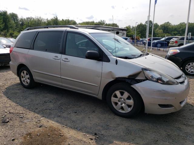 Photo 3 VIN: 5TDKK4CC4AS312644 - TOYOTA SIENNA CE 