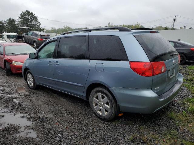 Photo 1 VIN: 5TDKK4CC4AS314975 - TOYOTA SIENNA CE 