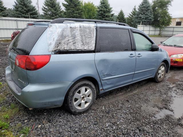 Photo 2 VIN: 5TDKK4CC4AS314975 - TOYOTA SIENNA CE 