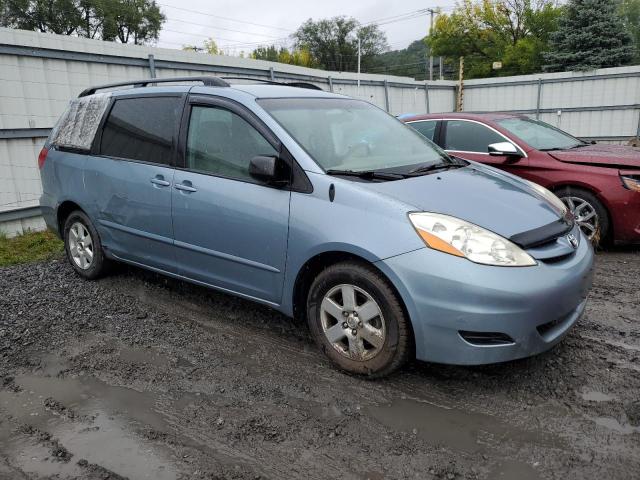 Photo 3 VIN: 5TDKK4CC4AS314975 - TOYOTA SIENNA CE 