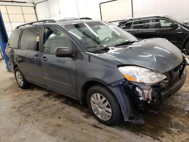 Photo 3 VIN: 5TDKK4CC4AS337494 - TOYOTA SIENNA CE 