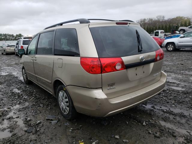 Photo 2 VIN: 5TDKK4CC4AS339312 - TOYOTA SIENNA CE 