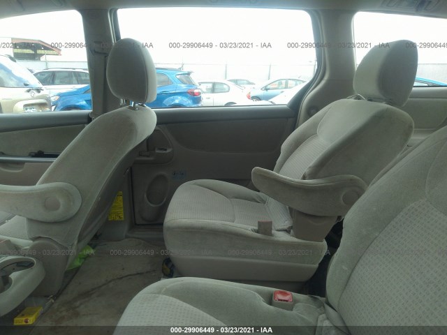 Photo 7 VIN: 5TDKK4CC5AS296003 - TOYOTA SIENNA 