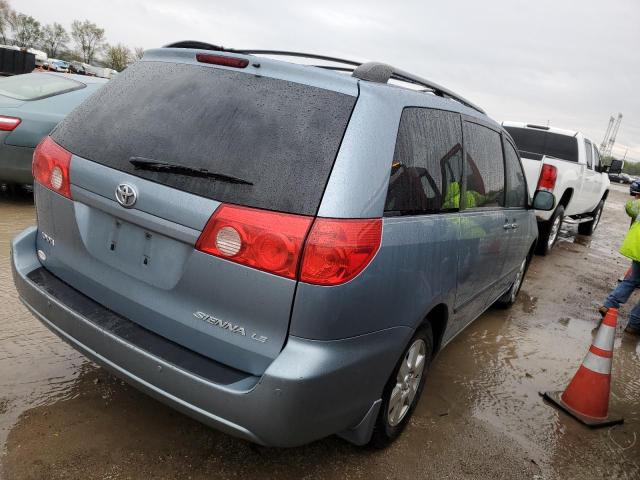 Photo 2 VIN: 5TDKK4CC5AS307422 - TOYOTA SIENNA CE 