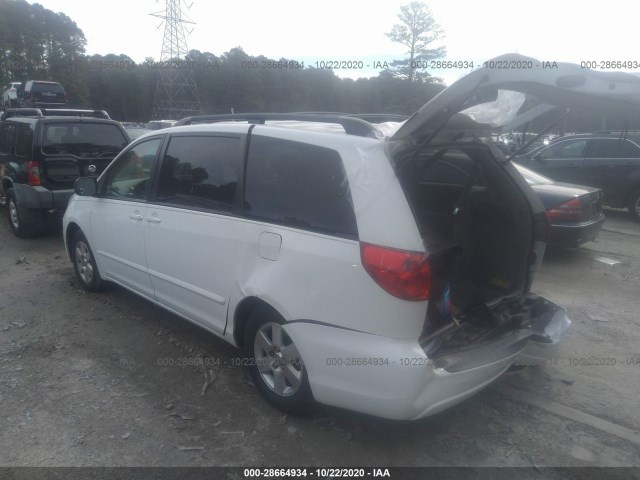 Photo 2 VIN: 5TDKK4CC5AS317206 - TOYOTA SIENNA 