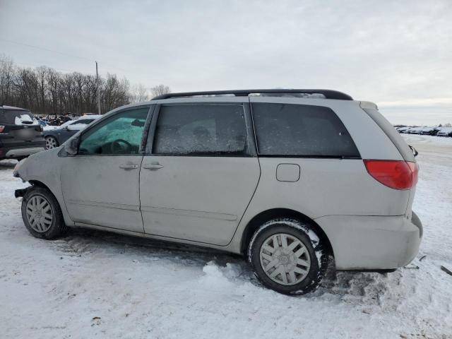 Photo 1 VIN: 5TDKK4CC5AS320204 - TOYOTA SIENNA CE 