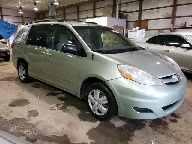 Photo 3 VIN: 5TDKK4CC5AS324575 - TOYOTA SIENNA CE 