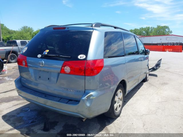 Photo 3 VIN: 5TDKK4CC5AS327170 - TOYOTA SIENNA 