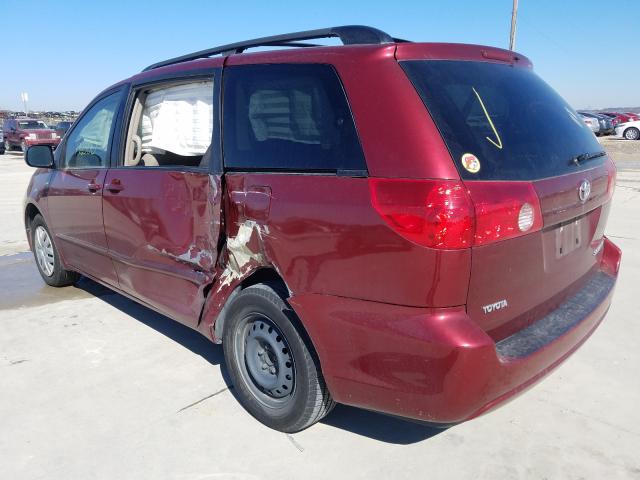 Photo 2 VIN: 5TDKK4CC5AS339903 - TOYOTA SIENNA LE 