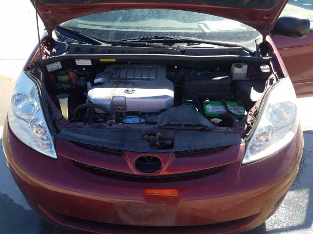 Photo 6 VIN: 5TDKK4CC5AS339903 - TOYOTA SIENNA LE 