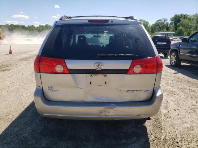 Photo 5 VIN: 5TDKK4CC6AS299198 - TOYOTA SIENNA CE 