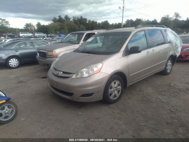 Photo 1 VIN: 5TDKK4CC6AS299914 - TOYOTA SIENNA 