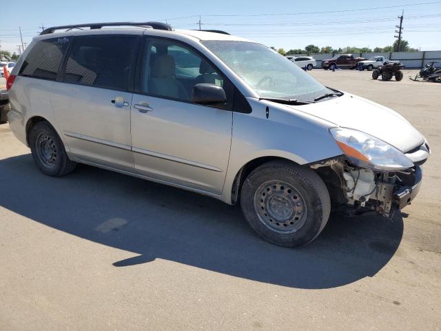 Photo 3 VIN: 5TDKK4CC6AS317148 - TOYOTA SIENNA CE 