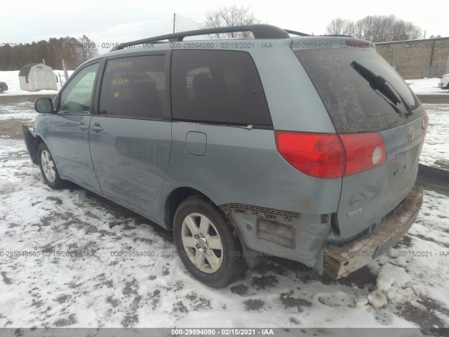 Photo 2 VIN: 5TDKK4CC6AS328098 - TOYOTA SIENNA 