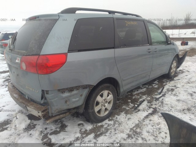 Photo 3 VIN: 5TDKK4CC6AS328098 - TOYOTA SIENNA 