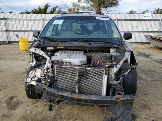 Photo 4 VIN: 5TDKK4CC6AS330675 - TOYOTA ALL MODELS 