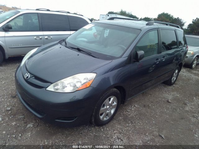 Photo 1 VIN: 5TDKK4CC7AS290414 - TOYOTA SIENNA 